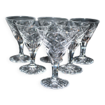 Srie de 6 verres  pied vas en cristal taill