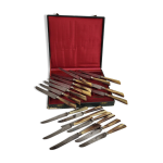 Service 20 couteaux de table lame acier manche corne
