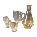 Service  eau ou orangeade carafes et verres