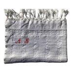 Serviette monogramme ab nid d abeille coton frangé ancien Serviette monogramme ab nid d abeille coton frangé ancien