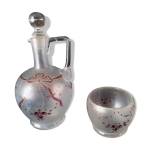 Serviteur de nuit ancien en verre givr, dcor peint  la main