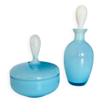 Set ancien en opaline bleue - flacon et boîte vintage opaline Élégant Set ancien en opaline bleue - flacon et boîte vintage opaline Élégant