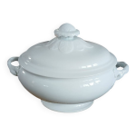 Soupière ancienne en porcelaine blanche Soupière ancienne en porcelaine blanche