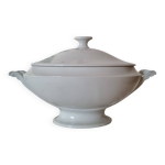 Soupi�re en porcelaine de limoges, sign�e coquet design