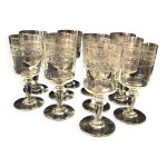 Suite de 11 verres a pied a liqueur ou porto en verre louis philippe Suite de 11 verres a pied a liqueur ou porto en verre louis philippe