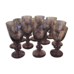 Suite de 12 verres a porto ou vin cuit violet cristal d'hartzwiller Suite de 12 verres a porto ou vin cuit violet cristal d'hartzwiller