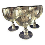 Suite de 4 verres a pied de degustation a vin rouge en cristal