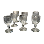 Suite de 7 verres a liqueur ou goutte en verre cisele art de la table