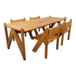Suite exceptionnelle d une grande table et de 4 chaises brutaliste vintage Suite exceptionnelle d une grande table et de 4 chaises brutaliste vintage