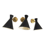 Suite de trois appliques italiennes laiton et fer laqué design 1950 Suite de trois appliques italiennes laiton et fer laqué design 1950