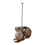 Suspension lustre space age lame de chrome et verre sculpté Suspension lustre space age lame de chrome et verre sculpté