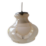 Suspension vintage marbr�e en verre de murano.