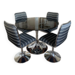 Table et 4 chaises tulipes