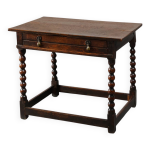 Table d'appoint en ch�ne tourn� � bobine anglaise du xviiie si�cle avec quincaillerie en bronze, confiture ...