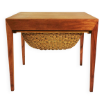 Table d'appoint mid century, haslev, conçue par severin hansen, danemark, années 1950. Table d'appoint mid century, haslev, conçue par severin hansen, danemark, années 1950.