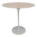 Table d appoint ovale en marbre par eero saarinen pour knoll Table d appoint ovale en marbre par eero saarinen pour knoll