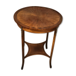 Table d'appoint de style louis xvi en placage de bois de rose orne bronze