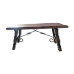Table basse en bois brutaliste