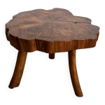 Table basse brutaliste tranche d'orme tripode 1960 Table basse brutaliste tranche d'orme tripode 1960