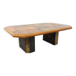 Table basse brutaliste vintage en pierre et chêne des années 70 80 Table basse brutaliste vintage en pierre et chêne des années 70 80