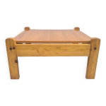 Table basse carrée brutaliste, pin massif, vintage Table basse carrée brutaliste, pin massif, vintage
