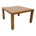 Table basse carrée vintage en bois de chêne et céramique des années 60 70 Table basse carrée vintage en bois de chêne et céramique des années 60 70
