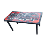 Table basse en c�ramique sur dalle de pierre de lave vers 1950