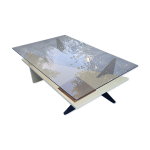 Table basse d�sign en m�dium laqu�