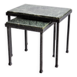 Table basse gigogne verte avec plateau en marbre et structure en fer Table basse gigogne verte avec plateau en marbre et structure en fer