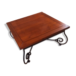 Table basse en merisier et pied en fer forg�