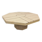 Table basse octogonale vintage en travertin et motif géométrique des années Table basse octogonale vintage en travertin et motif géométrique des années