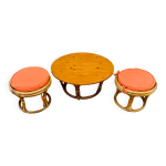 Table basse avec sa paire de poufs