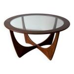 Table basse ronde en teck massif mod�le astro de victor wilkins