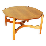Table basse en teck, design italien Table basse en teck, design italien