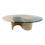 Table basse en travertin et verre années 1970 Table basse en travertin et verre années 1970