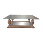 Table basse en verre biseaut� , pieds ananas .