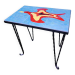 Table basse vintage en fer forg� et carreaux proc�ram, motif oiseau
