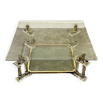 Table basse vintage franaise en lucite et verre avec lions en laiton, annes 1980