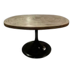 Table basse vintage pied tulipe.