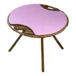 Table basse vintage en rotin rose Table basse vintage en rotin rose