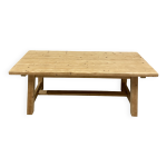 Table en bois massif clair style ferme moderne