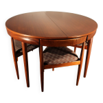 Table et chaises de hans olsen