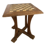 Table chiquier