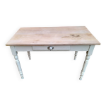 Table de ferme blanche