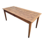 Table de ferme rustique en chêne massif, 19ème s. Table de ferme rustique en chêne massif, 19ème s.