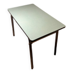 Table formica verte et ses 2 chaises et 2 tabourets