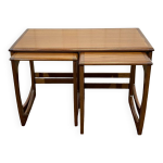 Tables gigognes anglaises en teck, ann�es 70
