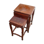 Tables gigognes en bois de fer dcors grav et rhauss  l'or