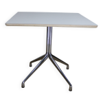 Table hay about a table aa15 mélaminé blanc, design hee welling Table hay about a table aa15 mélaminé blanc, design hee welling