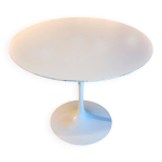 Table knoll international en bois mélaminé et fonte laquée blanche, vers 1960 Table knoll international en bois mélaminé et fonte laquée blanche, vers 1960